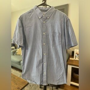 Old Navy Men's Light Blue Casual Button-Down Shirt